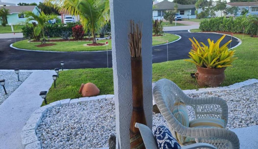 לייק וורת' Palm Springs 3-Bedroom 2-Bath 5 Miles To The Beach מראה חיצוני תמונה