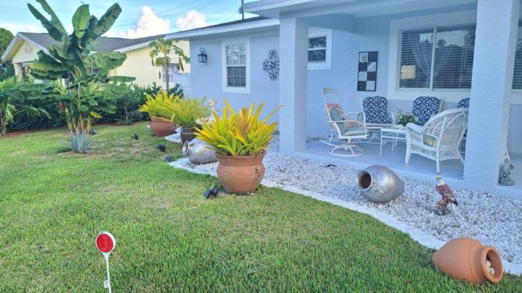 לייק וורת' Palm Springs 3-Bedroom 2-Bath 5 Miles To The Beach מראה חיצוני תמונה
