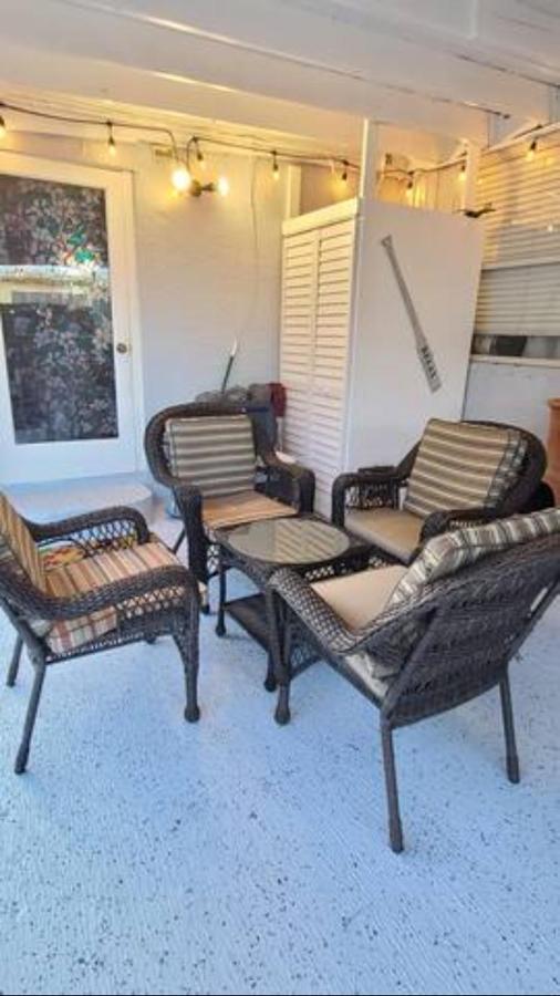 לייק וורת' Palm Springs 3-Bedroom 2-Bath 5 Miles To The Beach מראה חיצוני תמונה