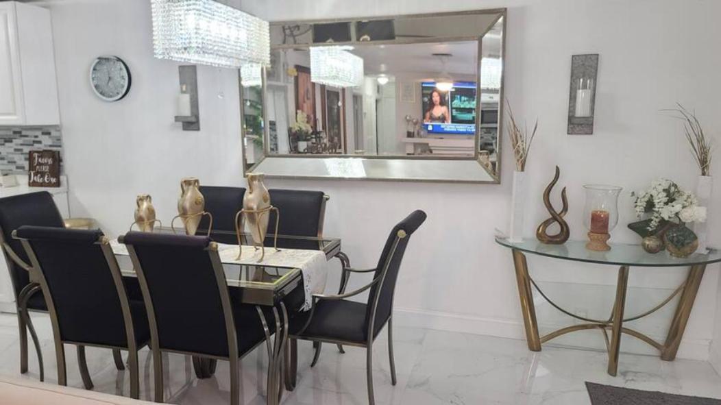 לייק וורת' Palm Springs 3-Bedroom 2-Bath 5 Miles To The Beach מראה חיצוני תמונה